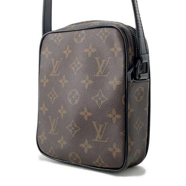 ルイヴィトン ショルダーバッグ モノグラム・マカサー クリストファー・ウエアラブル ウォレット M69404 LOUIS VUITTON 黒
