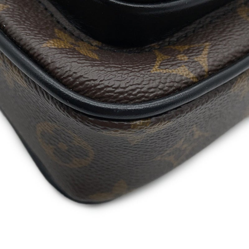 ルイヴィトン ショルダーバッグ モノグラム・マカサー クリストファー・ウエアラブル ウォレット M69404 LOUIS VUITTON 黒