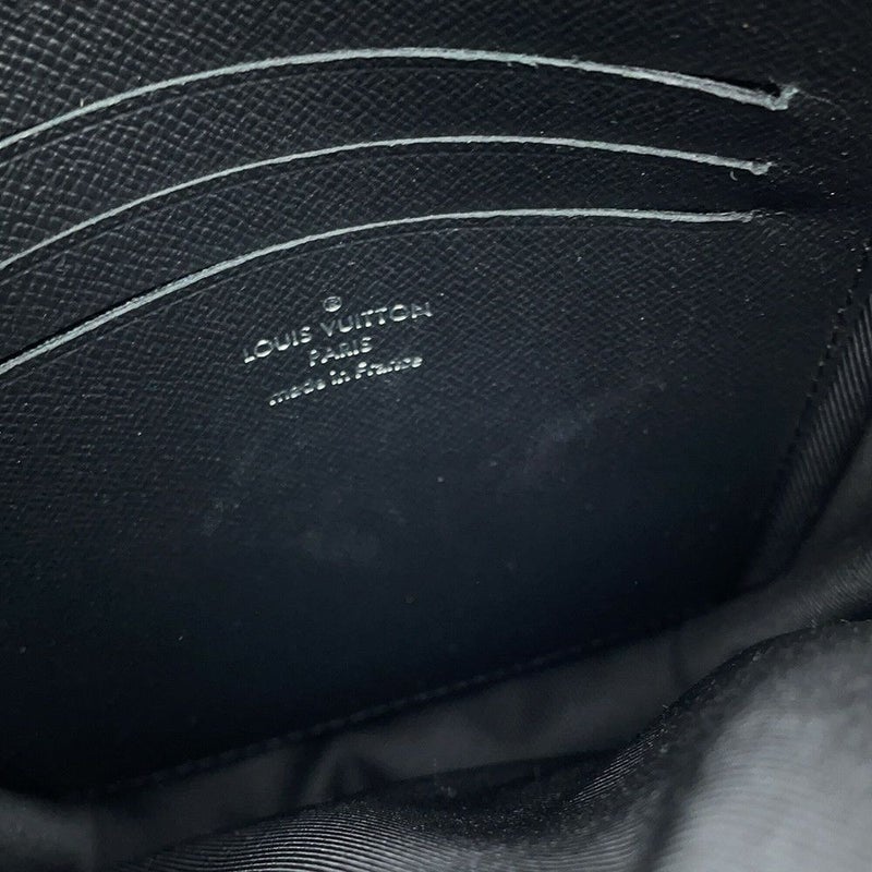 ルイヴィトン ショルダーバッグ モノグラム・マカサー クリストファー・ウエアラブル ウォレット M69404 LOUIS VUITTON 黒