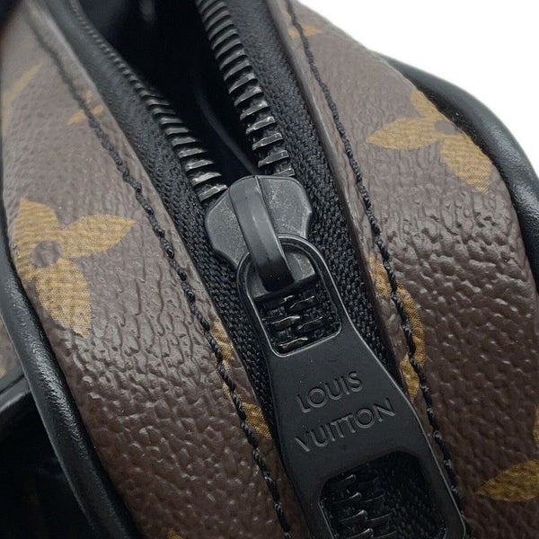 ルイヴィトン ショルダーバッグ モノグラム・マカサー クリストファー・ウエアラブル ウォレット M69404 LOUIS VUITTON 黒