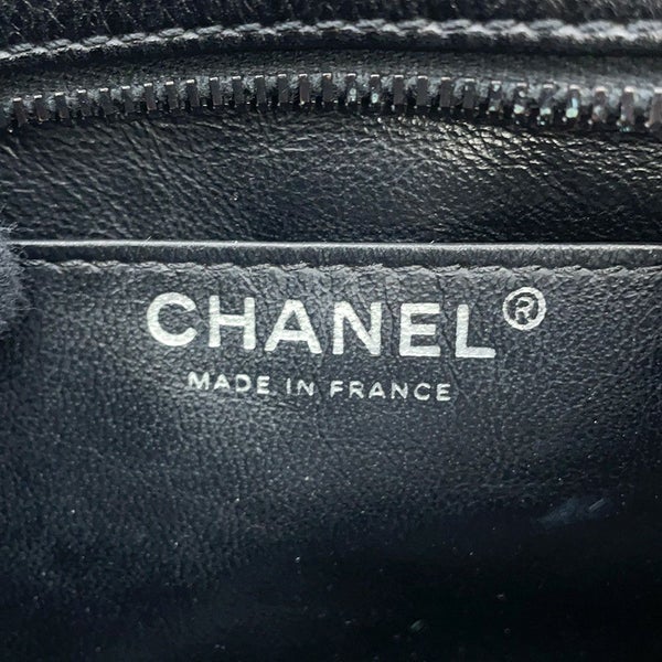 シャネル チェーンショルダーバッグ マトラッセ 2.55 CHANEL 黒