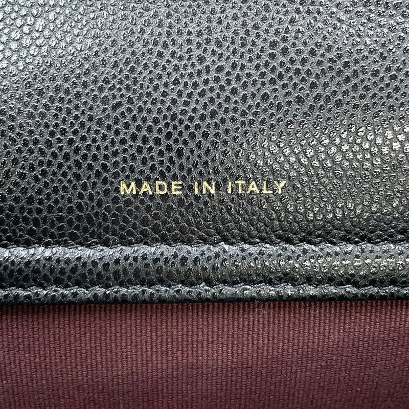 シャネル チェーンショルダーバッグ フラップ フォンケース マトラッセ ココマーク キャビアスキン AP2096 CHANEL 黒