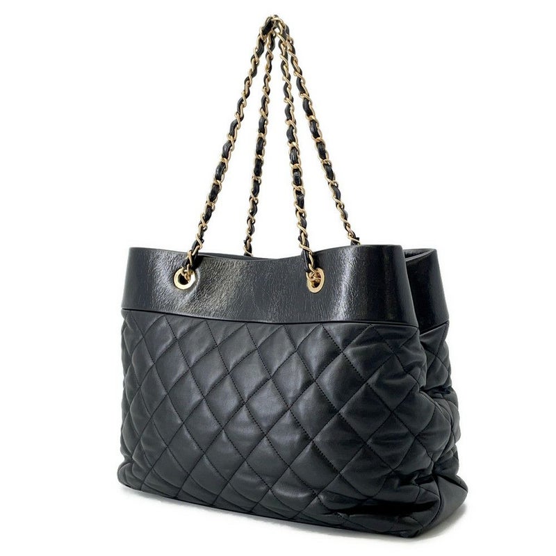 シャネル チェーントートバッグ マトラッセ ココマークターンロック レザー CHANEL 黒