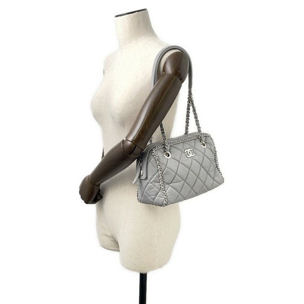 シャネル チェーンショルダーバッグ ラグジュアリーライン カーフスキン CHANEL バッグ