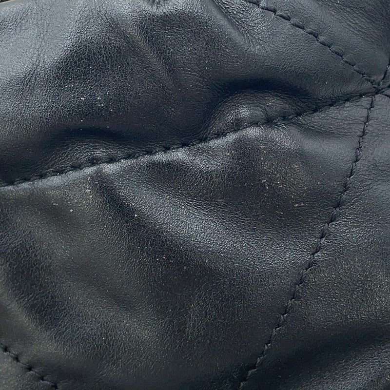 シャネル ハンドバッグ CHANEL 22 ミニ ココマーク シャイニーカーフレザー AS3980 CHANEL 2way 黒