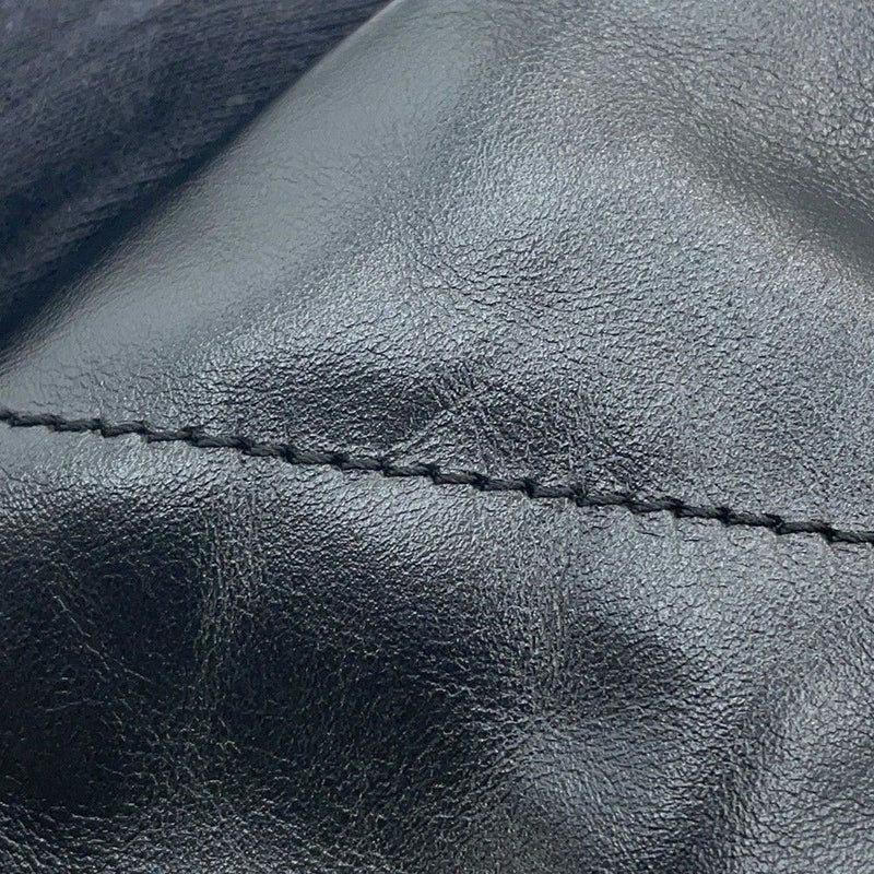 シャネル ハンドバッグ CHANEL 22 ミニ ココマーク シャイニーカーフレザー AS3980 CHANEL 2way 黒