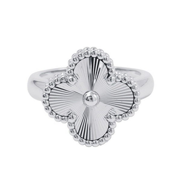 ヴァンクリーフ&アーペル リング ヴィンテージ アルハンブラ リング ギヨシェ K18WG リングサイズ49 VCARP9XI49