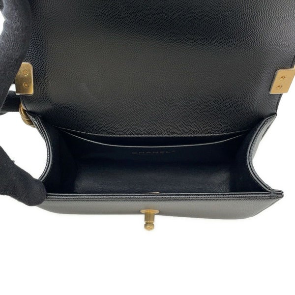 シャネル チェーンショルダーバッグ ボーイシャネル スモール マトラッセ ココマーク A67085 BOY CHANEL 黒