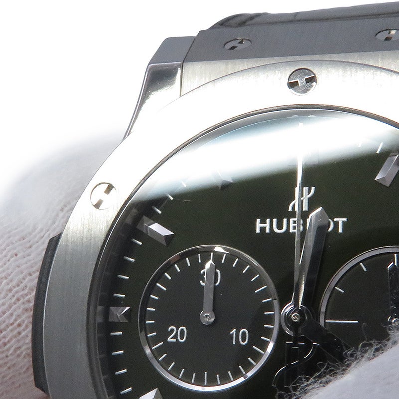 ウブロ クラシック フュージョン クロノグラフ チタニウム グリーン 541.NX.8970.LR グリーン文字盤