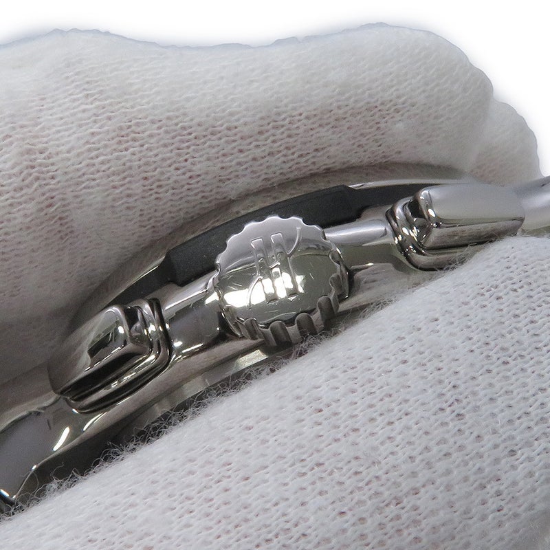 ウブロ クラシック フュージョン クロノグラフ チタニウム グリーン 541.NX.8970.LR グリーン文字盤