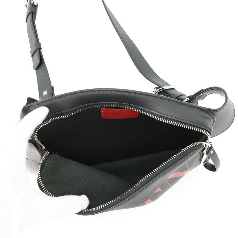 ヴァレンティノ・ガラヴァーニ ボディバッグ VLTNロゴ TY2B0719WJW VALENTINO ベルトバッグ 黒