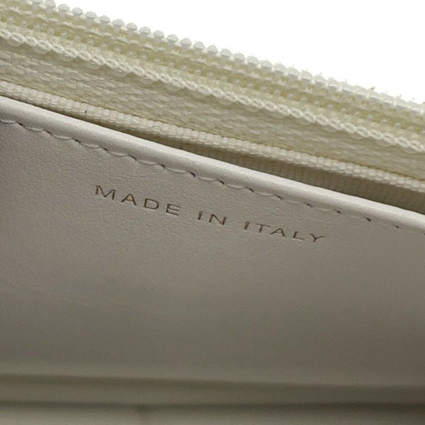 シャネル チェーンウォレット ボーイシャネル マトラッセ ココマーク キャビアスキン AP1117 CHANEL 白