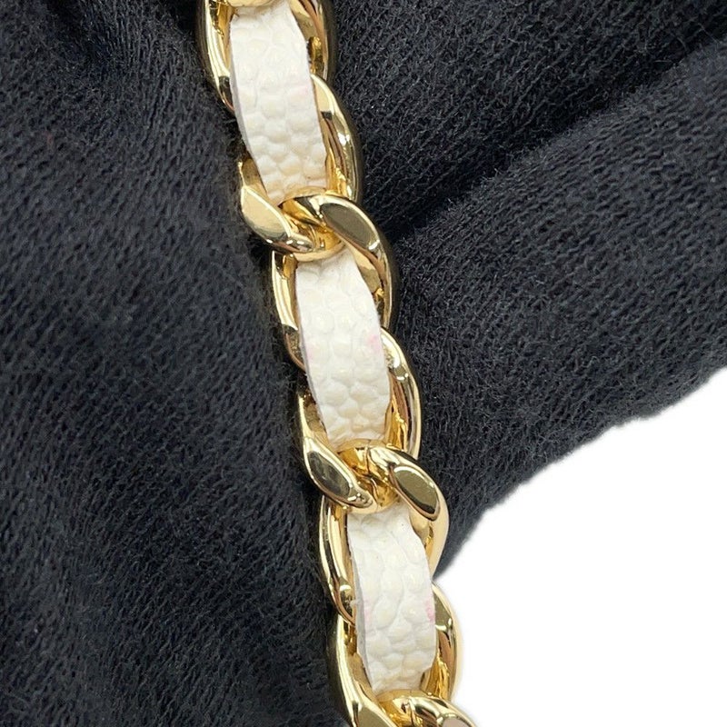 シャネル チェーンショルダーバッグ バニティ ココマーク マトラッセ トランプ キャビアスキン AP3079 白