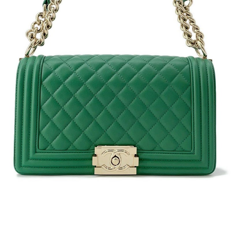 シャネル チェーンショルダーバッグ ボーイシャネル ラムスキン A67086 CHANEL バッグ