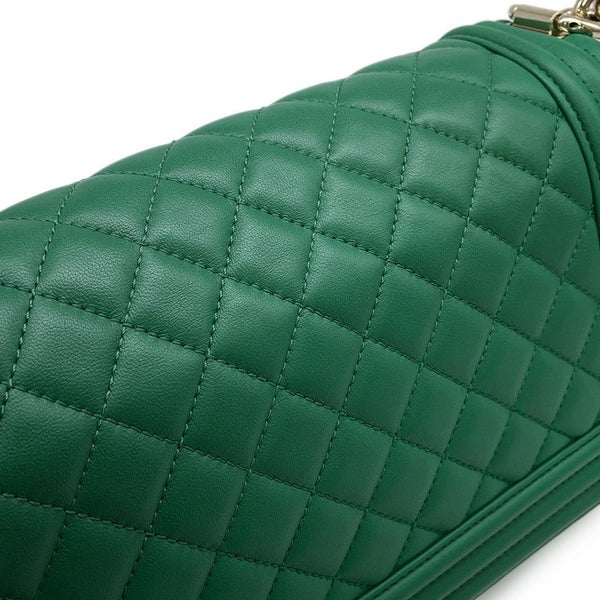 シャネル チェーンショルダーバッグ ボーイシャネル ラムスキン A67086 CHANEL バッグ