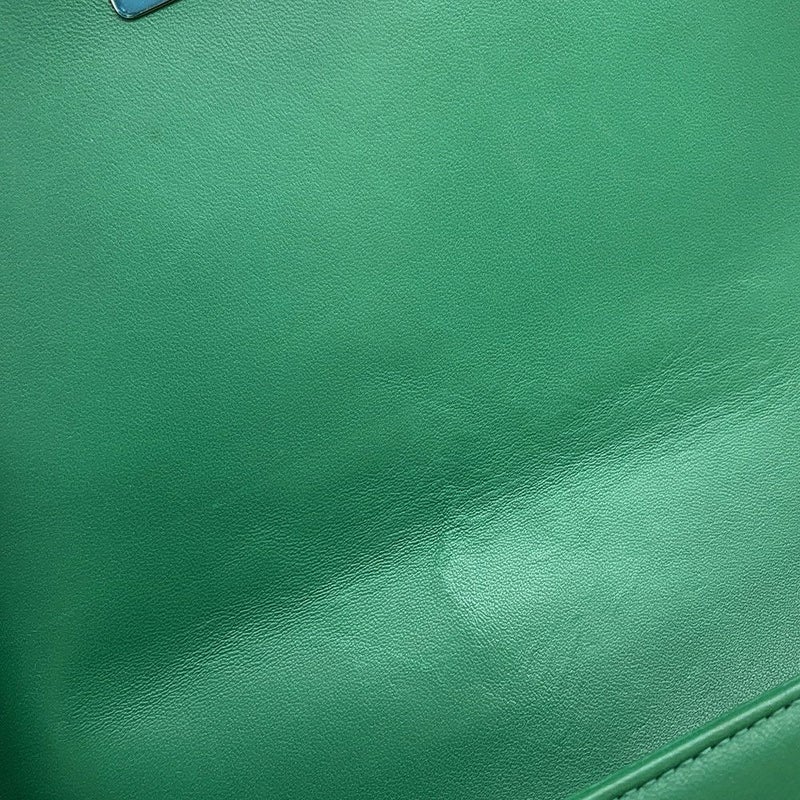 シャネル チェーンショルダーバッグ ボーイシャネル ラムスキン A67086 CHANEL バッグ