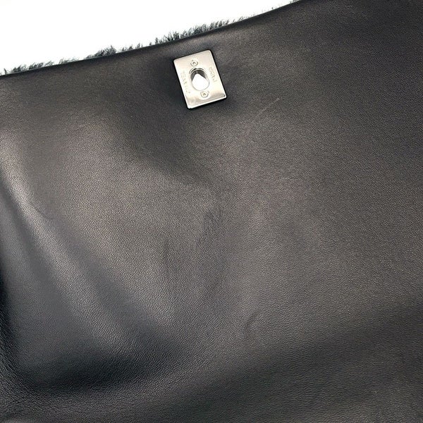 シャネル チェーンショルダーバッグ マトラッセ ココマーク ムートン ラムスキン A92592 CHANEL 黒