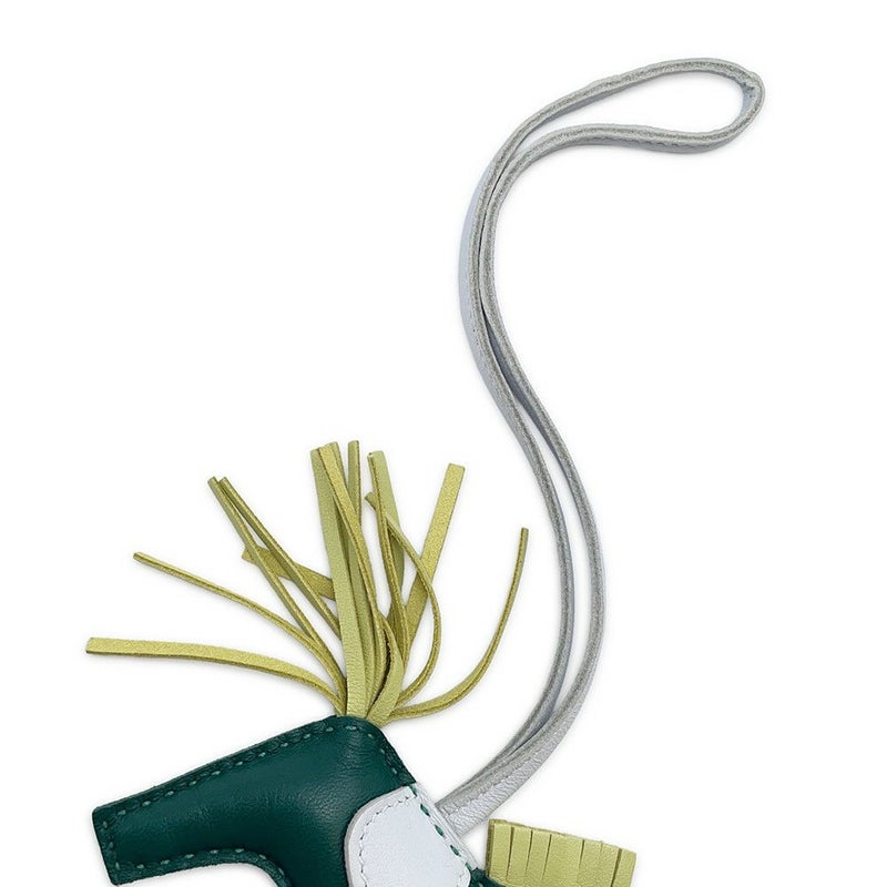 エルメス バッグチャーム ロデオPM ペガサス マラカイト/ジョーヌブルジョン/ブルーブリュム ラムスキン Z刻印