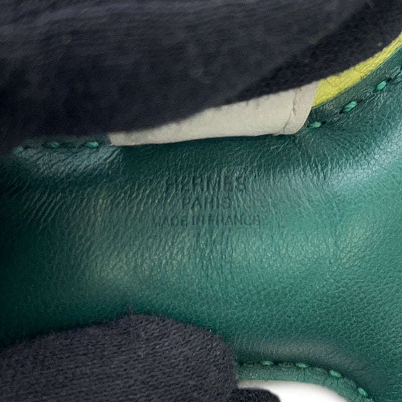 エルメス バッグチャーム ロデオPM ペガサス マラカイト/ジョーヌブルジョン/ブルーブリュム ラムスキン Z刻印