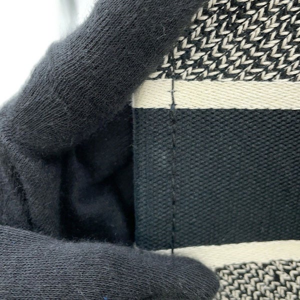 クリスチャン・ディオール トートバッグ ブックトート ゾディアック エンブロイダリー ミディアム M1296ZRHZ_M06E 白 黒