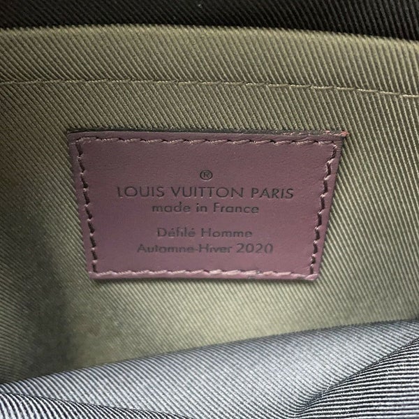 ルイヴィトン ボディバッグ モノグラム・エクリプス アマゾン・スリングバッグ M45439 ブラック 黒