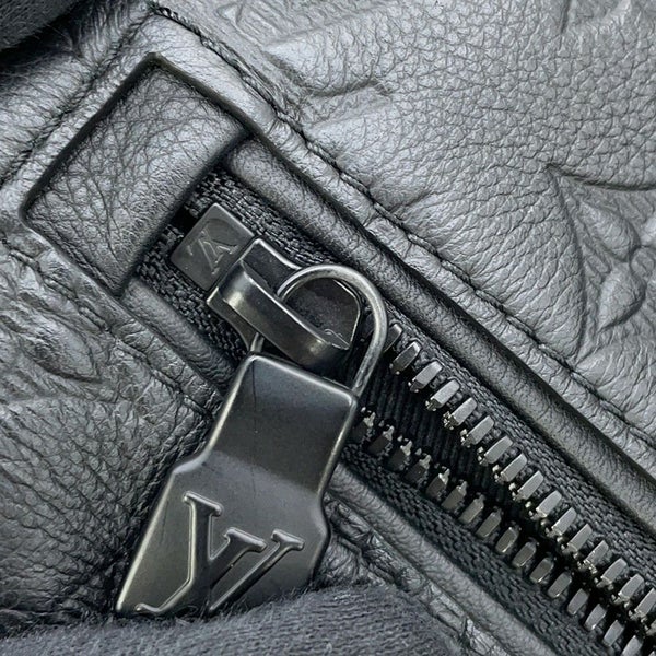 ルイヴィトン ボディバッグ モノグラム・シャドウ ディスカバリー・バムバッグPM M46036 ウエストバッグ 黒 ブラック