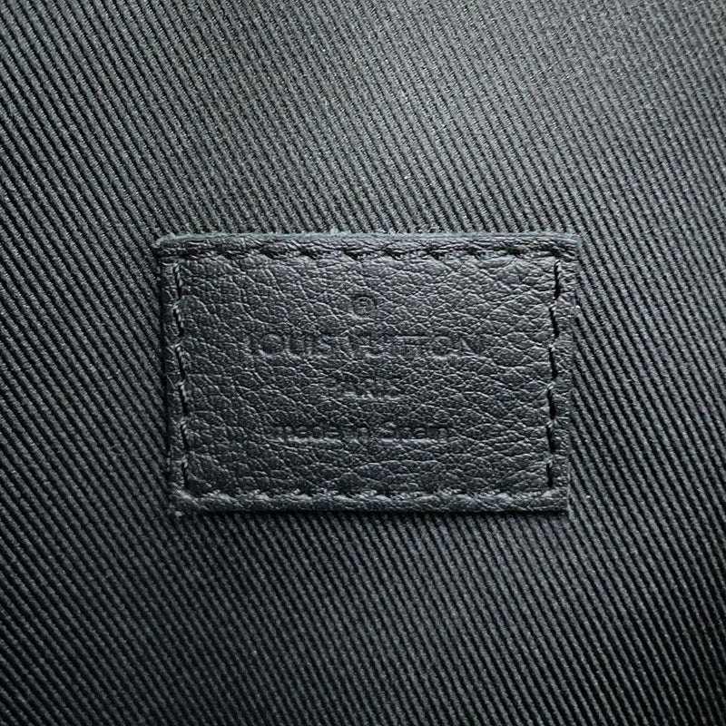 ルイヴィトン ボディバッグ モノグラム・シャドウ ディスカバリー・バムバッグPM M46036 ウエストバッグ 黒 ブラック