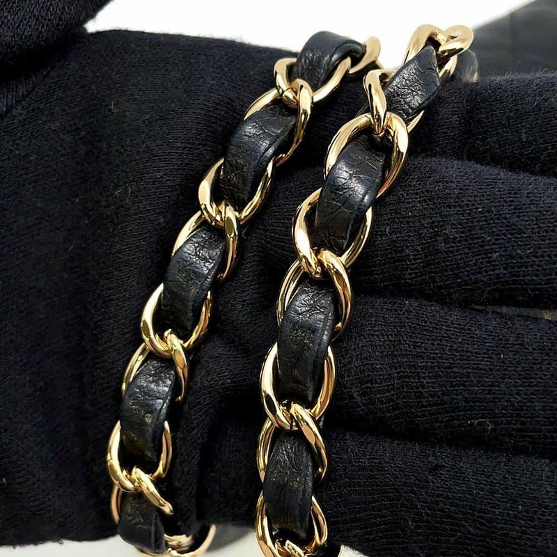 シャネル チェーンショルダーバッグ ミニ マトラッセ ココマーク シングルチェーン ラムスキン A01115 CHANEL 黒