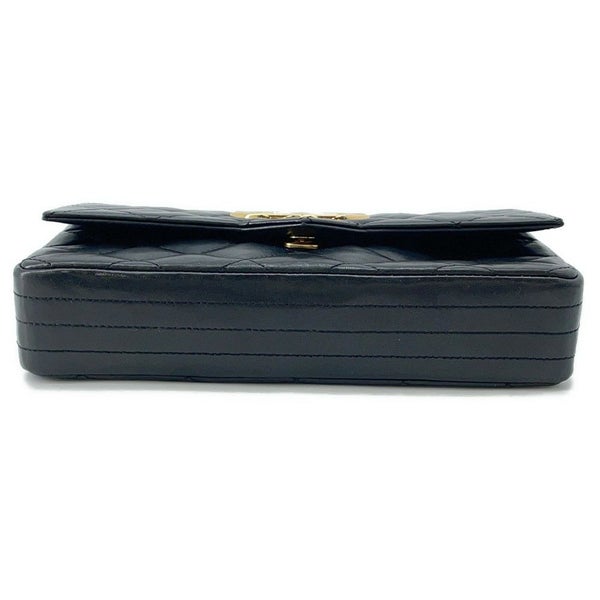 シャネル チェーンショルダーバッグ ココマーク マトラッセ シングルフラップ ラムスキン CHANEL 黒