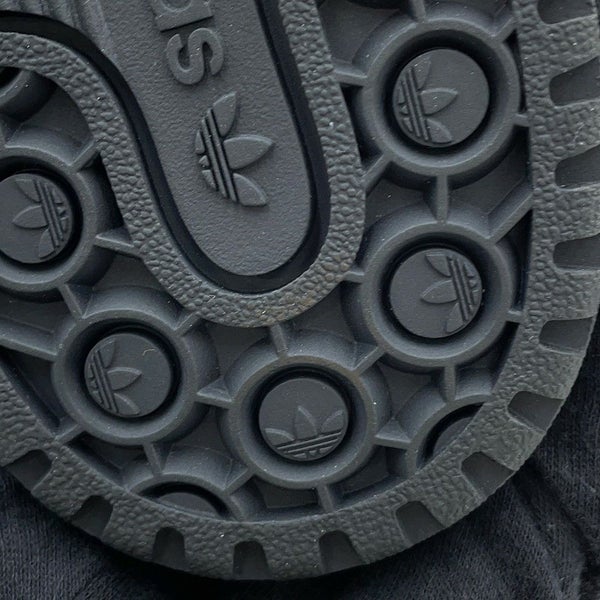 プラダ スニーカー Re-Nylonプラダ×adidas フォーラムハイカット メンズサイズ7 1/2 2TG193 PRADA 黒