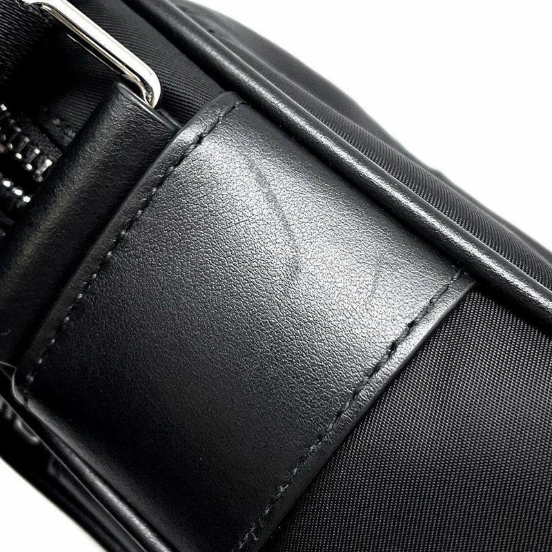 バーバリー ショルダーバッグ ロゴ ナイロン 8049094 BURBERRY バッグ 斜め掛け 黒