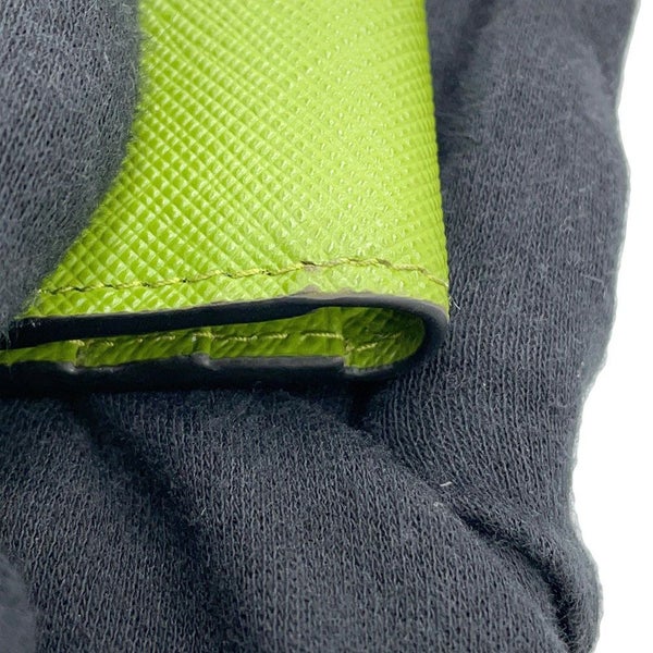 プラダ 二つ折り財布 サフィアーノ トライアングルロゴ 2ML049 PRADA 日本限定カラー