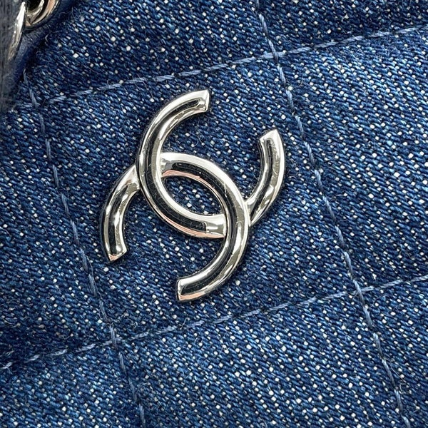 シャネル チェーンショルダーバッグ ココマーク マトラッセ ラウンド デニム AP0739 CHANEL