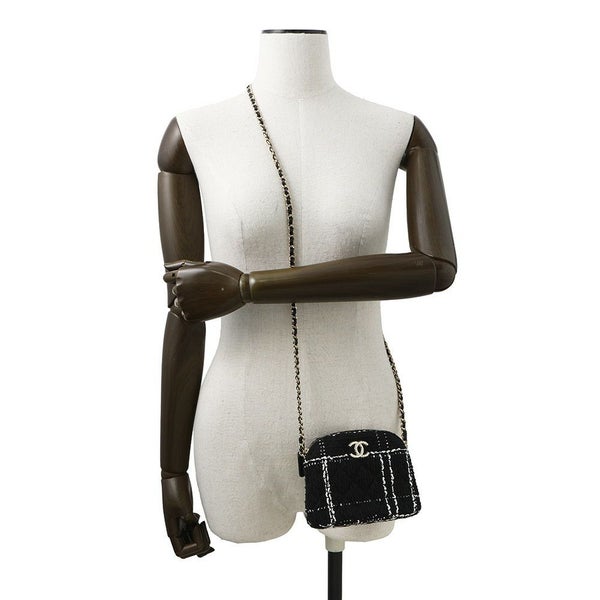 シャネル チェーンショルダーバッグ マトラッセ ココマーク ツイード CHANEL 黒 ノベルティ