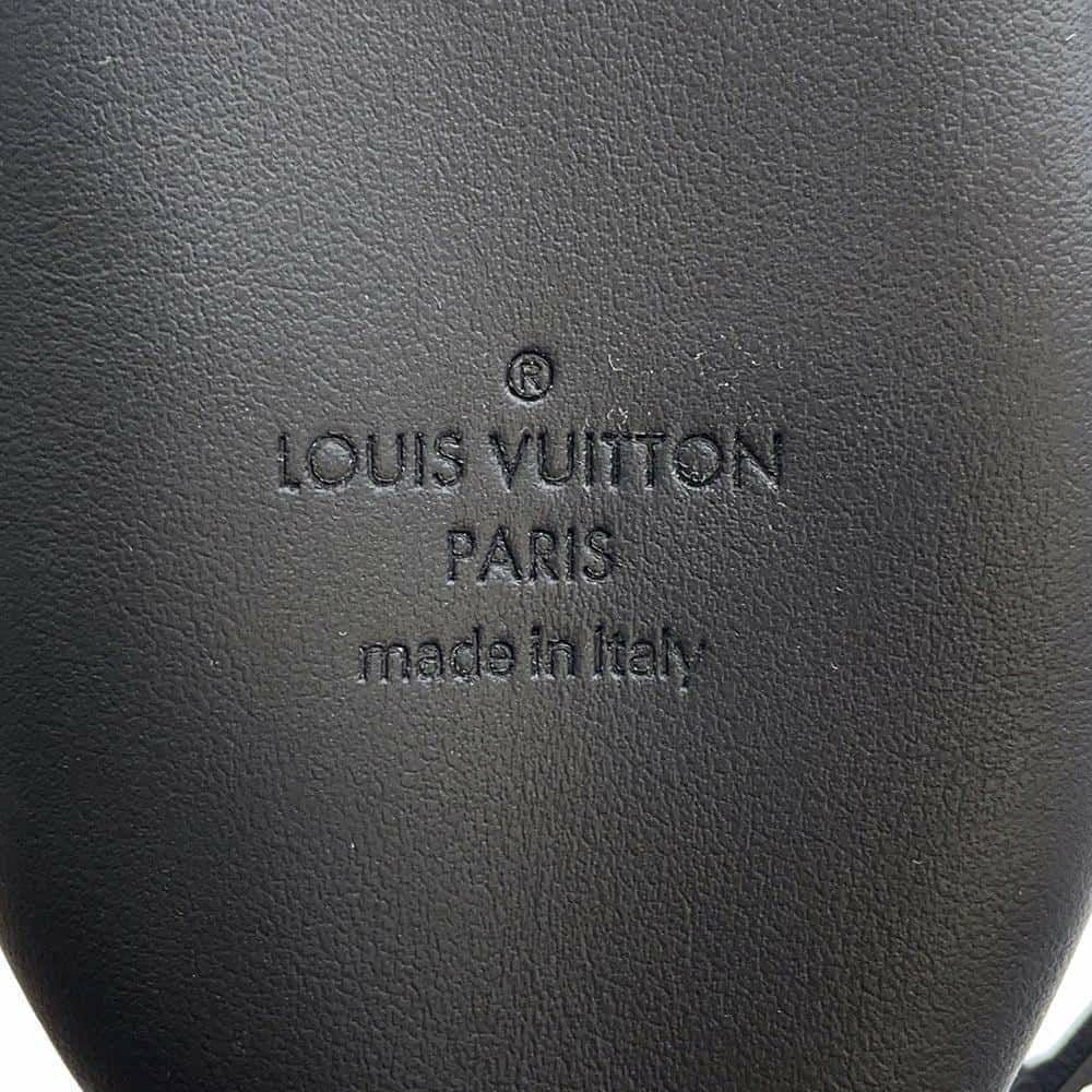 ルイヴィトン キーホルダー モノグラム・エクリプス LVチンチラ ポーチ