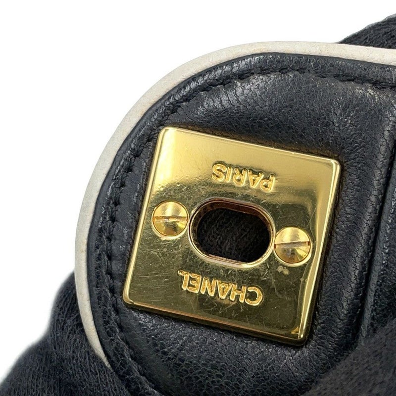 シャネル チェーンショルダーバッグ ミニ マトラッセ18 ココマーク ラムスキン CHANEL 黒