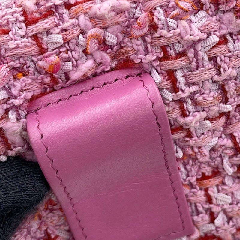 シャネル ボディバッグ ココマーク マトラッセ チェーンベルトバッグ ツイード CHANEL