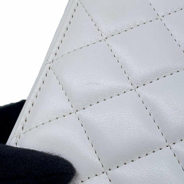 シャネル チェーンショルダーバッグ マトラッセ ココマーク ラムスキン AP3088 CHANEL バッグ 白