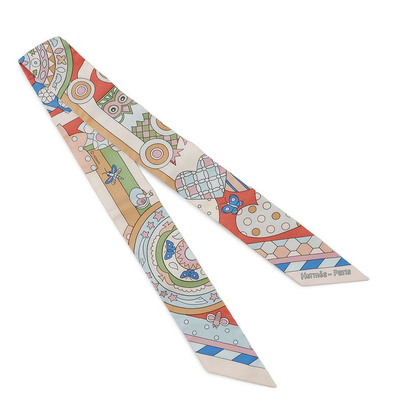 エルメス スカーフ ツイリー 森のささやき Les Murmures de la Foret HERMES シルクツイル 2023春夏