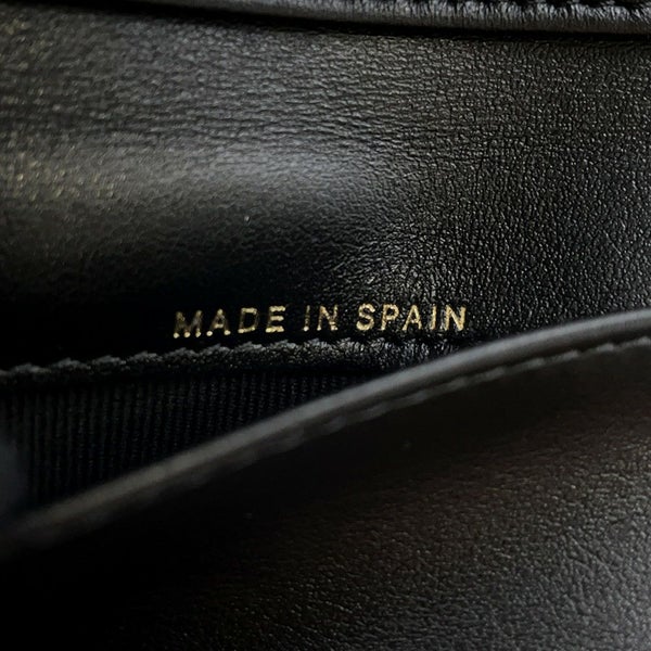 シャネル 三つ折り財布 マトラッセ ココマーク スモール ウォレット ラインストーン キャビアスキン AP4815 CHANEL 黒