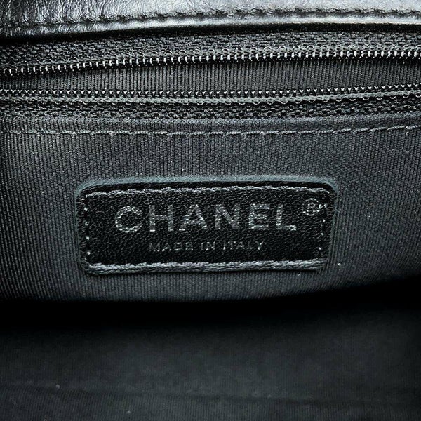 シャネル チェーンショルダーバッグ マトラッセ ココマーク クランプルカーフレザー AS1672 CHANEL 黒