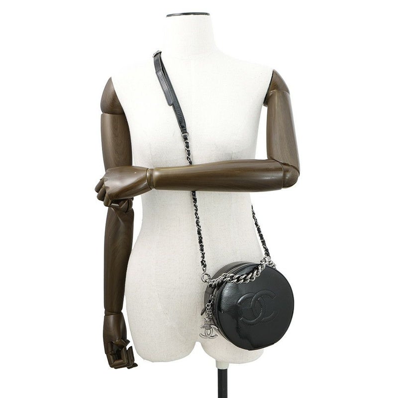 シャネル チェーンショルダーバッグ ココマーク ラウンド パテント CHANEL バッグ 黒