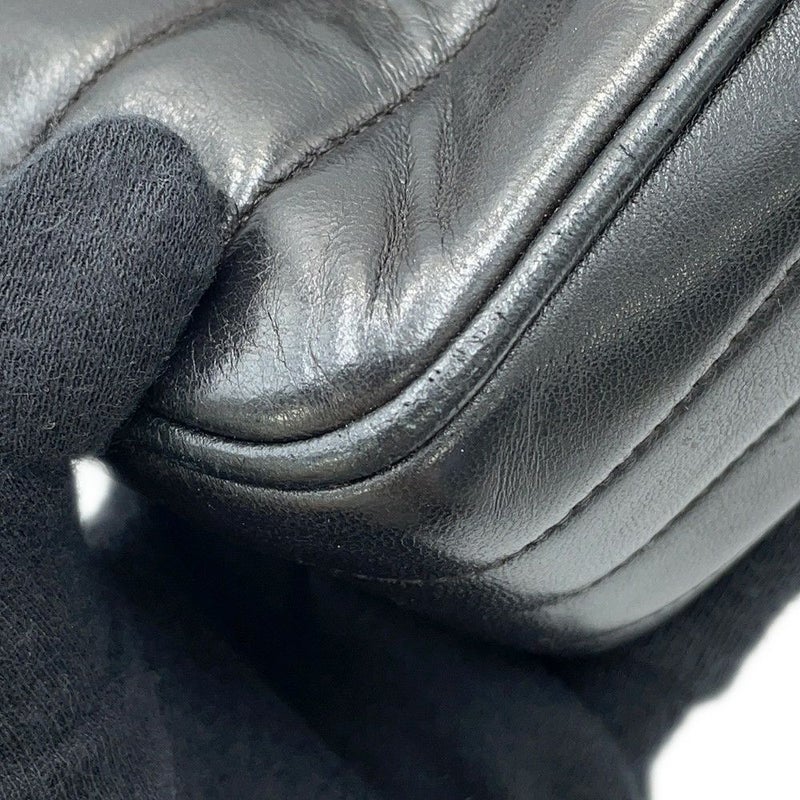 シャネル チェーンショルダーバッグ マドモアゼル ココマーク タッセルチャーム付き ラムスキン CHANEL 黒