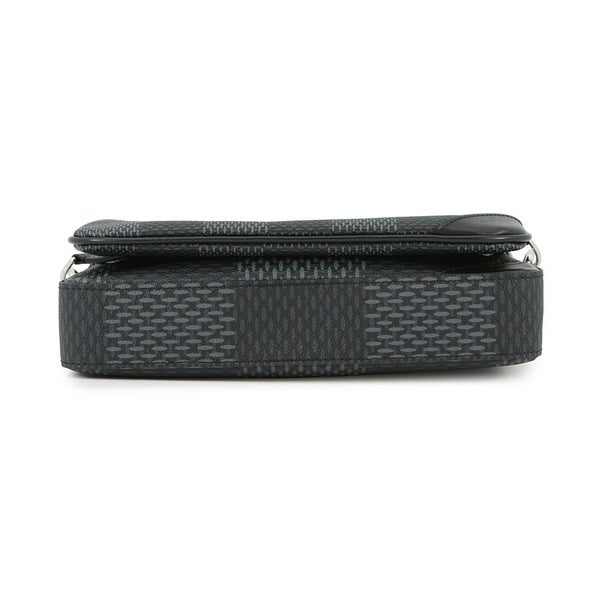 ルイヴィトン ショルダーバッグ ダミエ・グラフィット 3D トリオ・メッセンジャー N50017 LOUIS VUITTON メンズ ブラック 黒