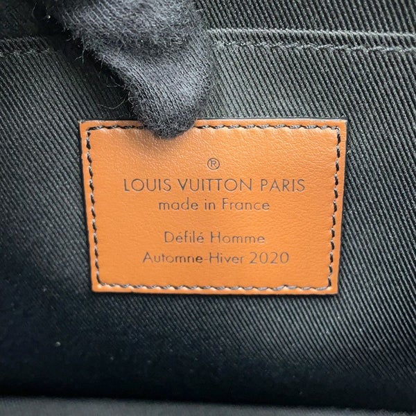 ルイヴィトン ショルダーバッグ モノグラム ・エクリプス ヴォルガ・オンストラップ M69688 LOUIS VUITTON ブラック 黒