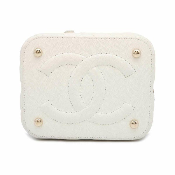 シャネル チェーンショルダーバッグ ココマーク マトラッセ バニティ キャビアスキン CHANEL バッグ 白