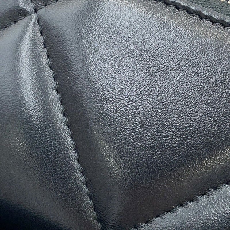 シャネル コインケース ココマーク マトラッセ CHANEL19 ディズヌフ ジップコインパース AP0949 CHANEL 黒