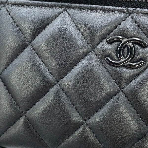 シャネル チェーンショルダーバッグ マトラッセ ココマーク ヴァニティケース ラムスキン AP2199 CHANEL 2way バニティ 黒