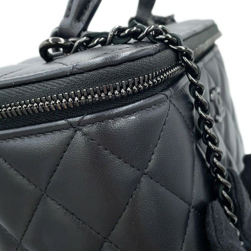 シャネル チェーンショルダーバッグ マトラッセ ココマーク ヴァニティケース ラムスキン AP2199 CHANEL 2way バニティ 黒