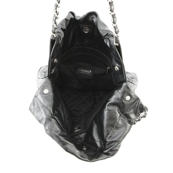 シャネル チェーンショルダーバッグ CHANEL 22 マトラッセ スモール シャイニーカーフレザー AS3261 ポーチ付き 黒